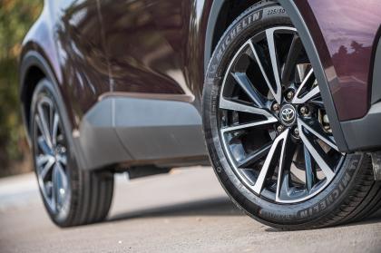 Test: Toyota C-HR 1.8 Hybrid 140Ps